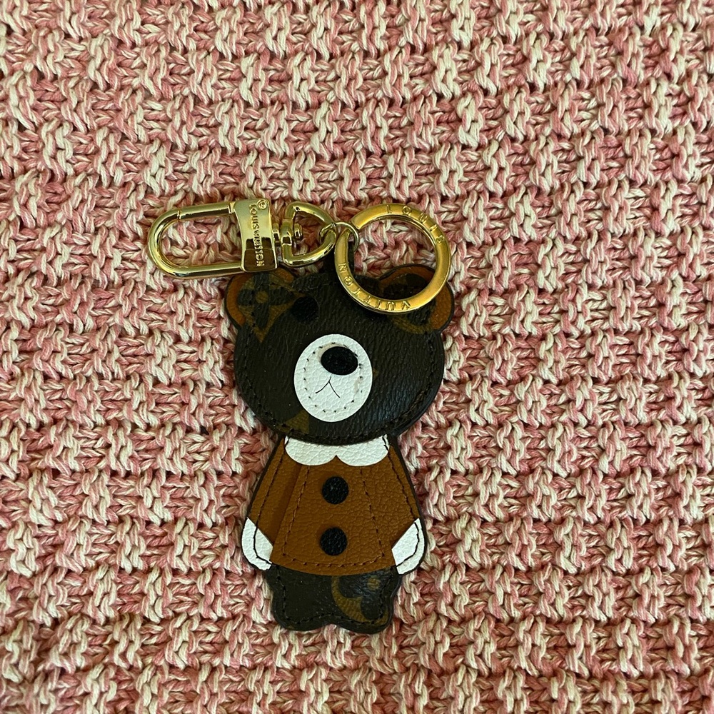 Bear Monogram Keychain with Gold Clip